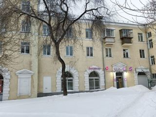 Сдаю площадь под торговлю с коммуникациями на первой линии фото Екатеринбург