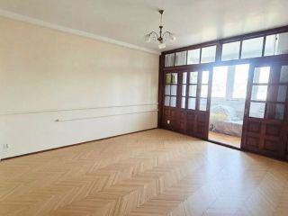 Продам 2 комнатную квартиру косметический ремонт фото Сочи